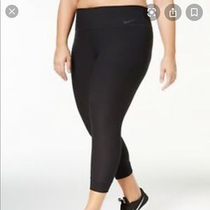 Plus size Nike leggings